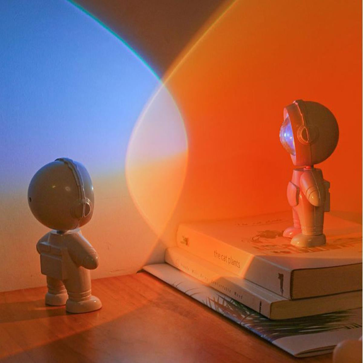 Rechargeable LED Astronaut Lamp