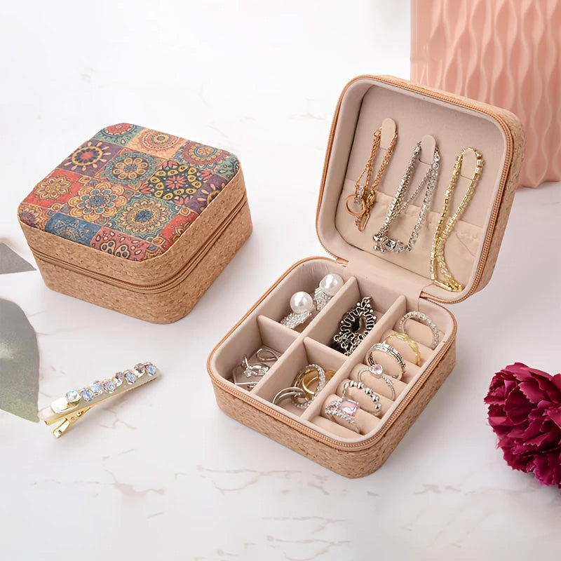 Jewelry Box With Vintage Flower Design