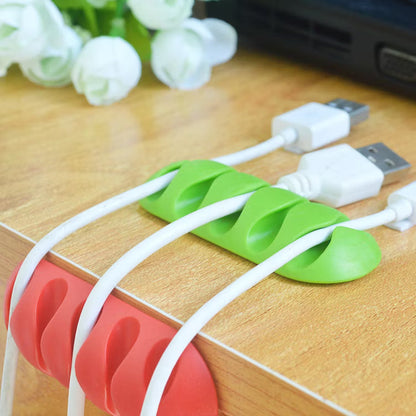 Self-Stick Silicone Cable Holder – Multi-Slot Wire Organizer for Desk & Home